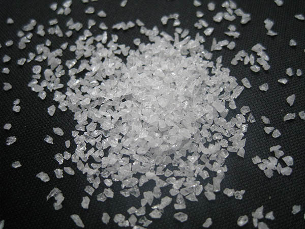 白剛玉磨料的性能及作用 白剛玉磨料的性能及作用